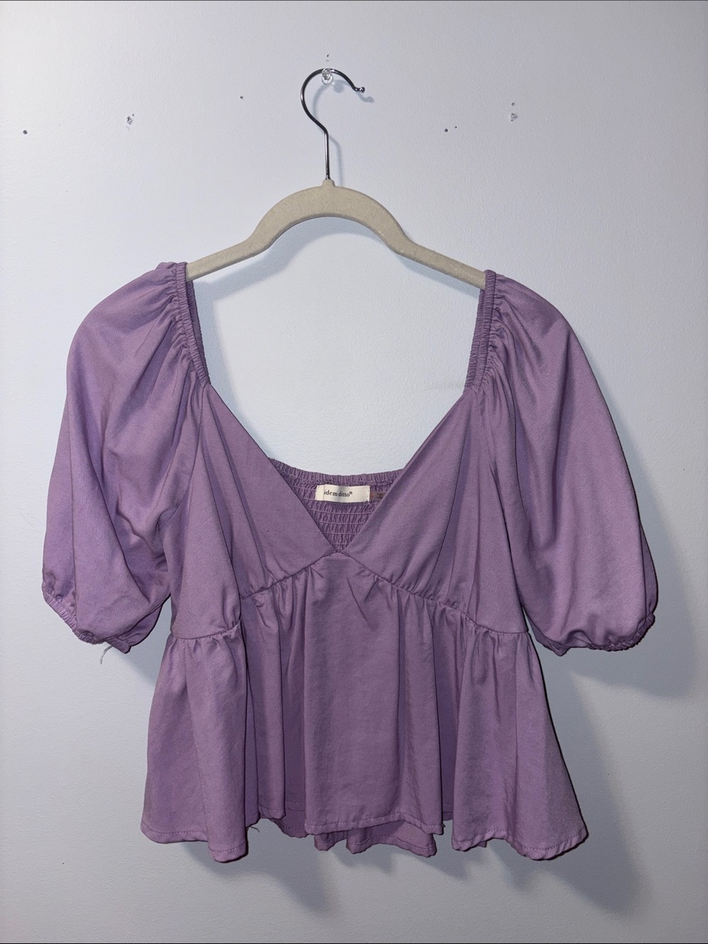 Lavender Puff-Sleeve Peplum Top